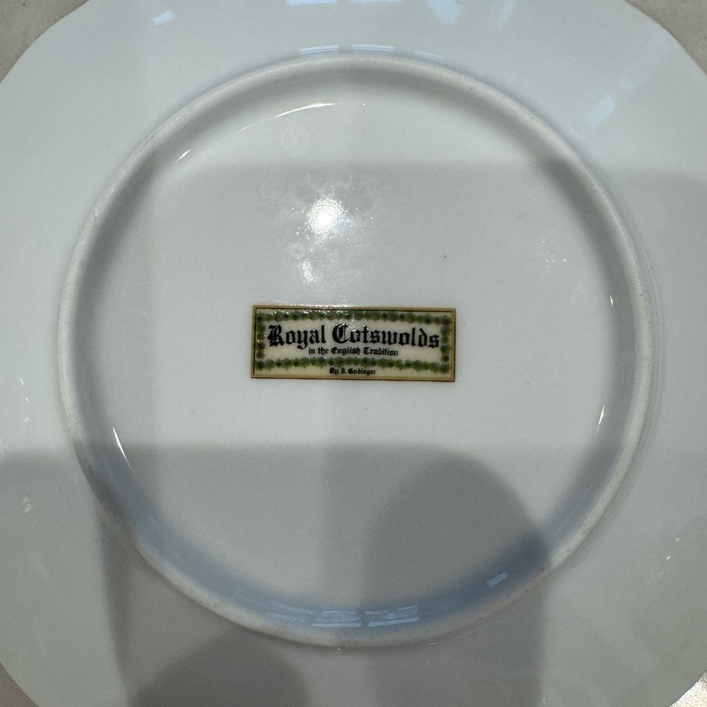 Vintage Royal Cotswolds Porcelain Tea Cup and Saucer Set of 2 - Picture 6 of 6